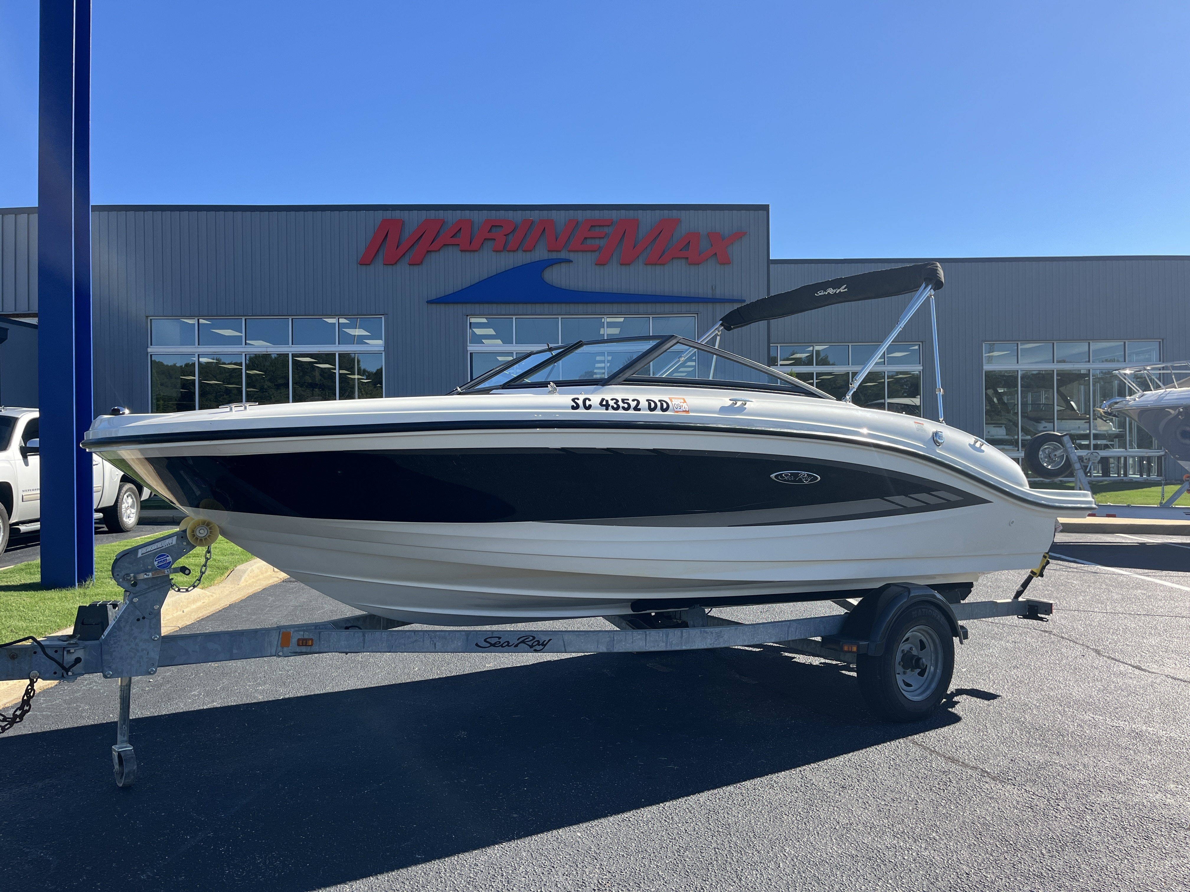 2016 Sea Ray 190 SPX 230 OUTBOARD in greenville SC
