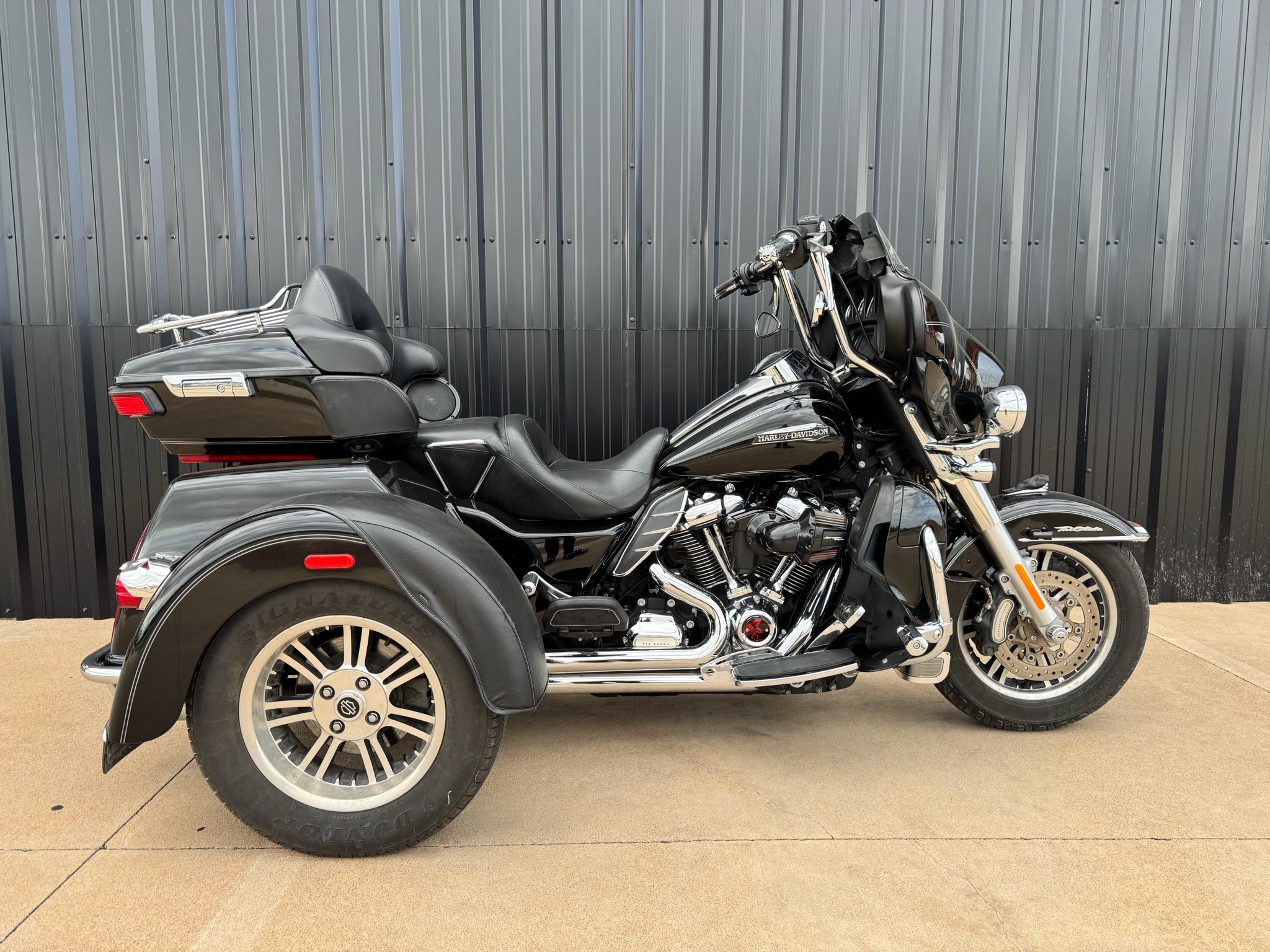 2017 Harley-Davidson Tri Glide® Ultra ULTRA CLASSIC in Lawton, OK