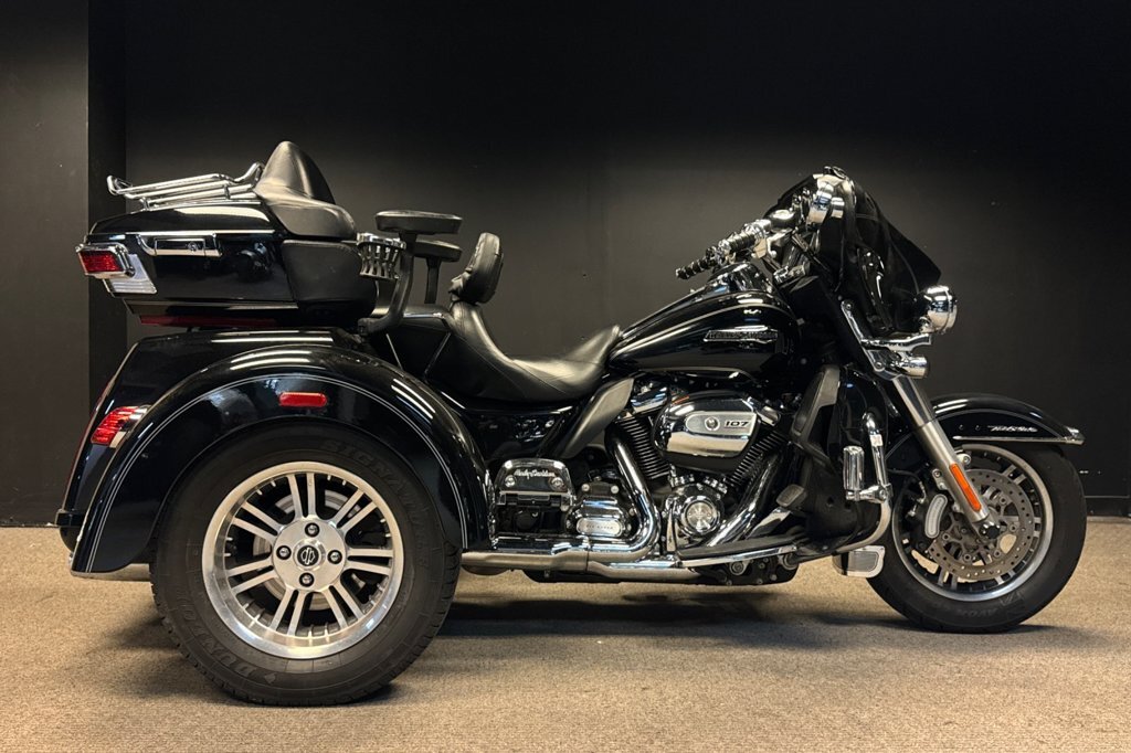 2017 Harley-Davidson TRI GLIDE ULTRA CLASSIC ULTRA CLASSIC in San Diego, CA