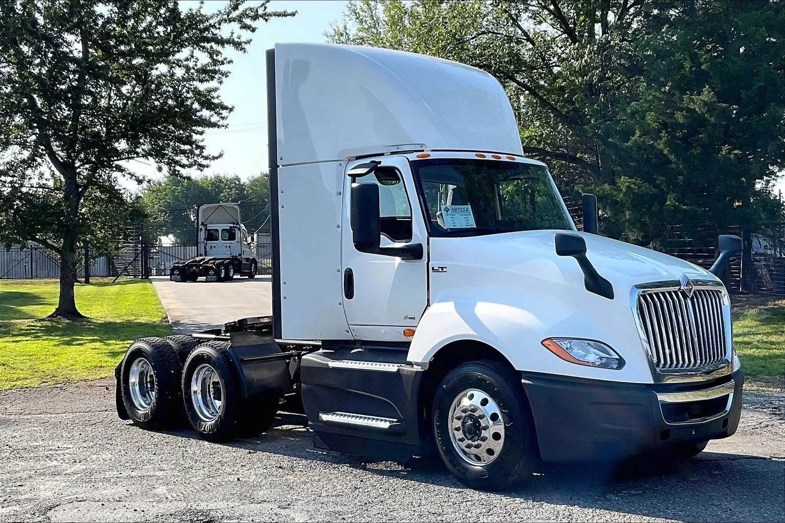 2021 INTERNATIONAL LT625 6x4 in Charlotte, NC