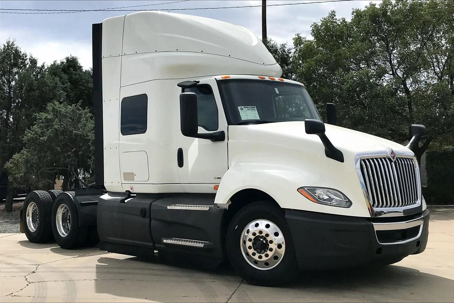 2023 INTERNATIONAL LT625 6X4 in Commerce City, CO