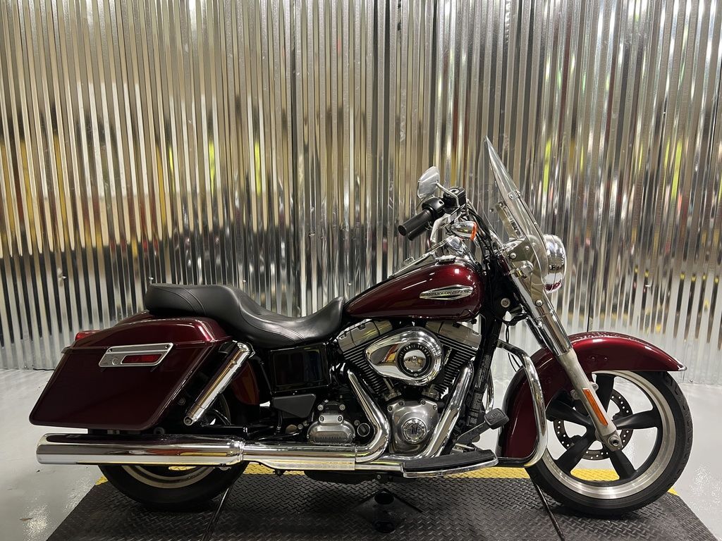 2015 Harley-Davidson® FLD - Dyna® Switchback in Beaumont, TX
