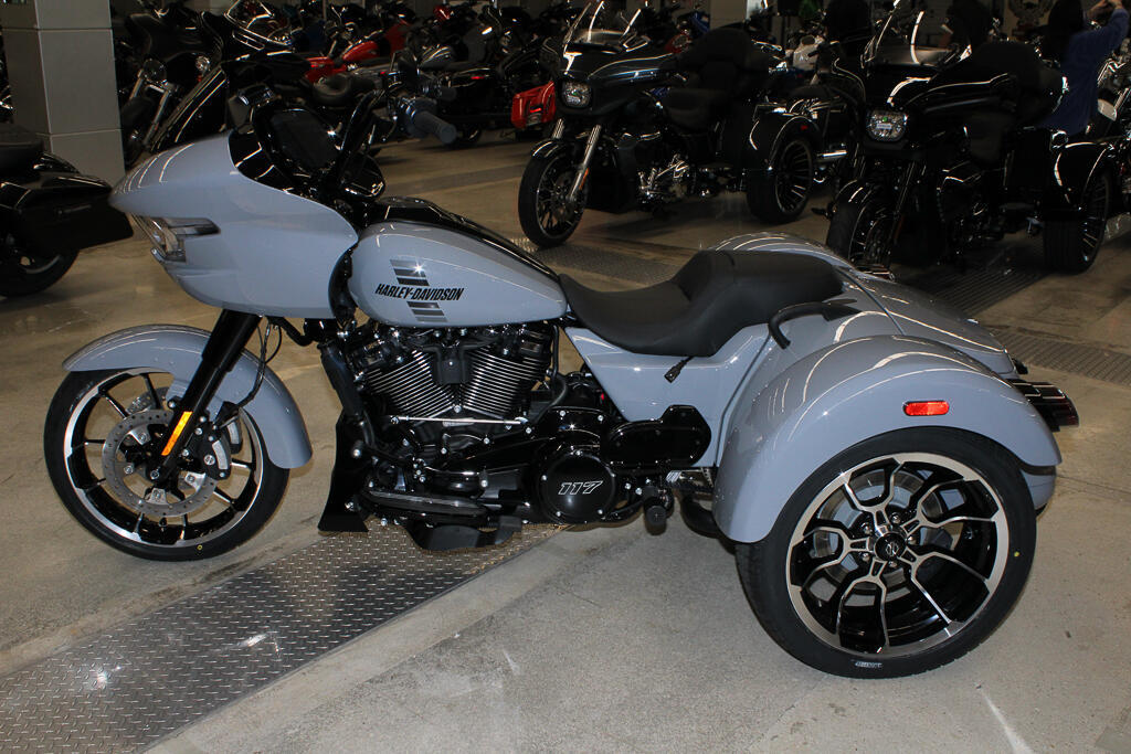 2026 Harley-Davidson Road Glide 3 3 in Miami, FL