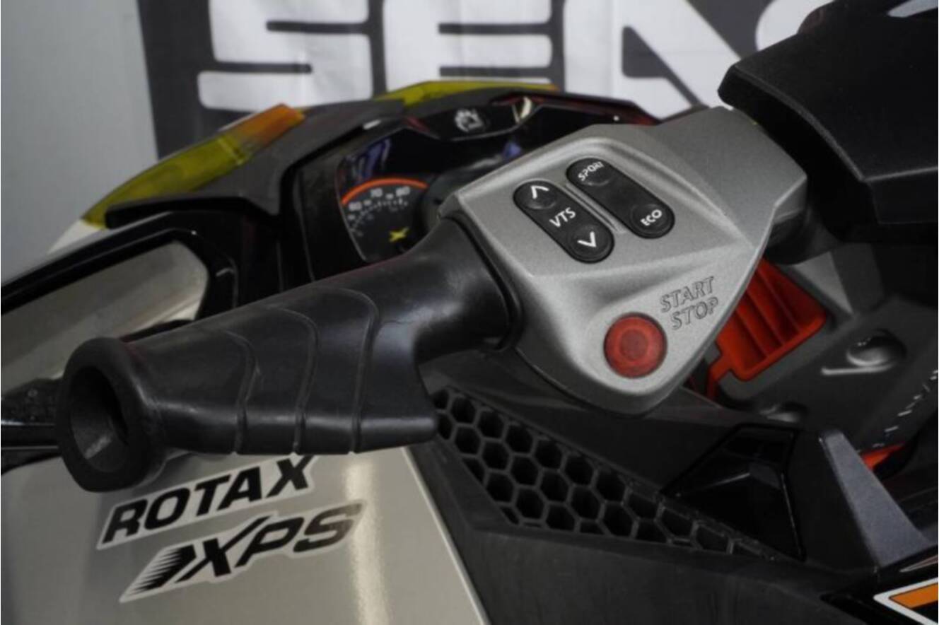 A photo of this 2016 Sea-Doo RXPX 300
