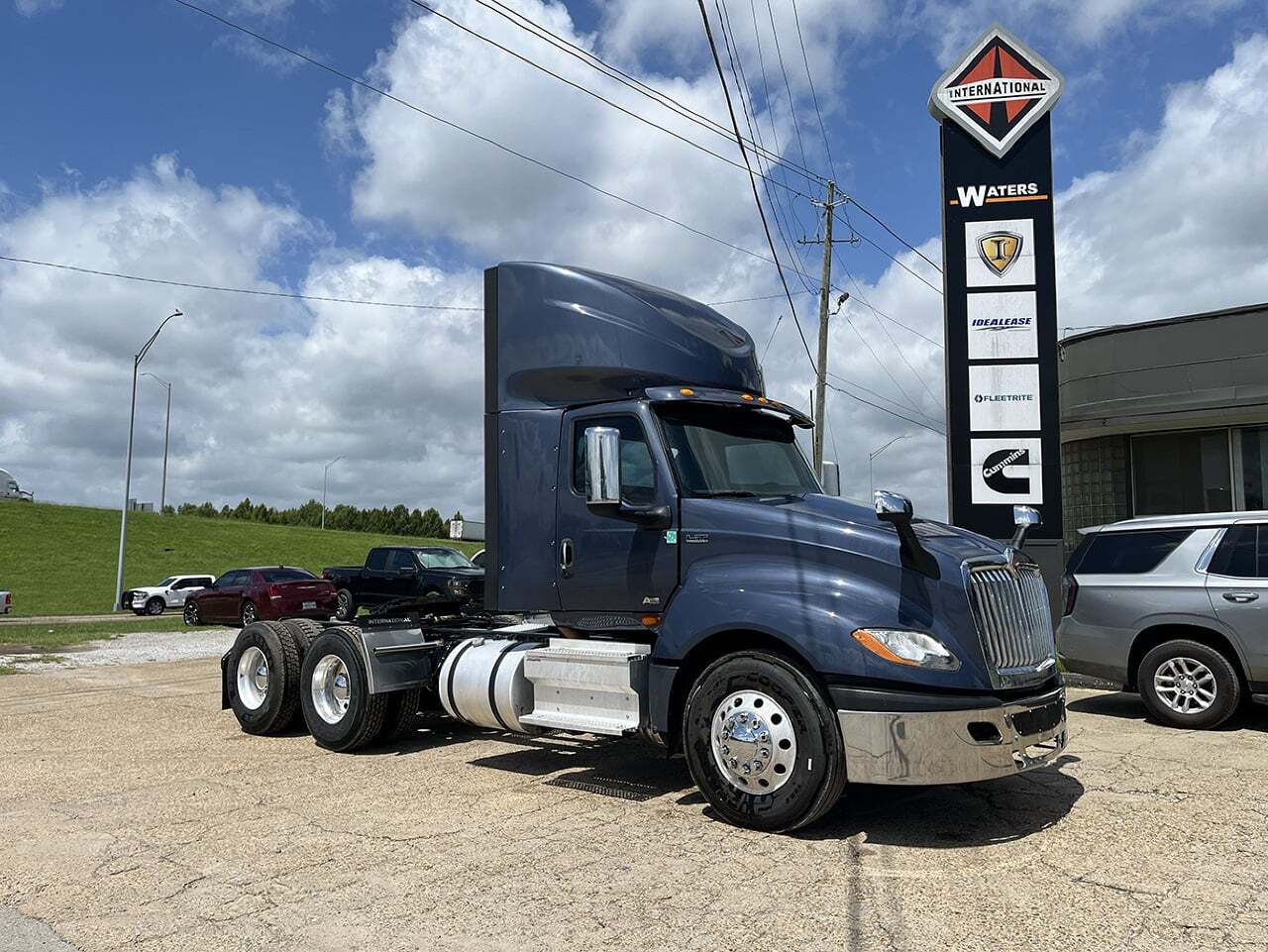 2022 INTERNATIONAL LT 625 in Columbus, MS