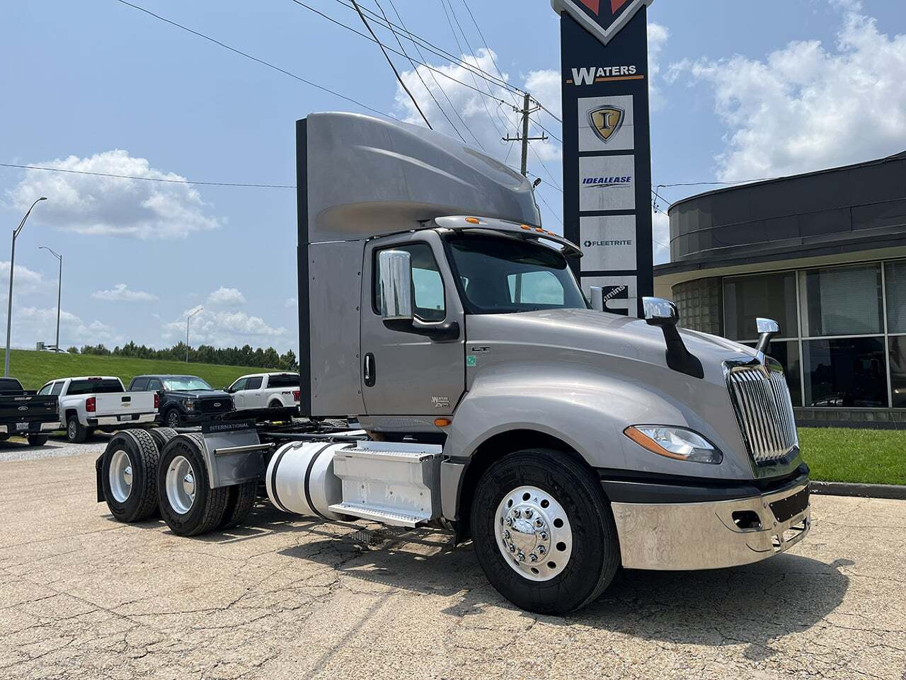 2022 INTERNATIONAL LT 625 in Columbus, MS