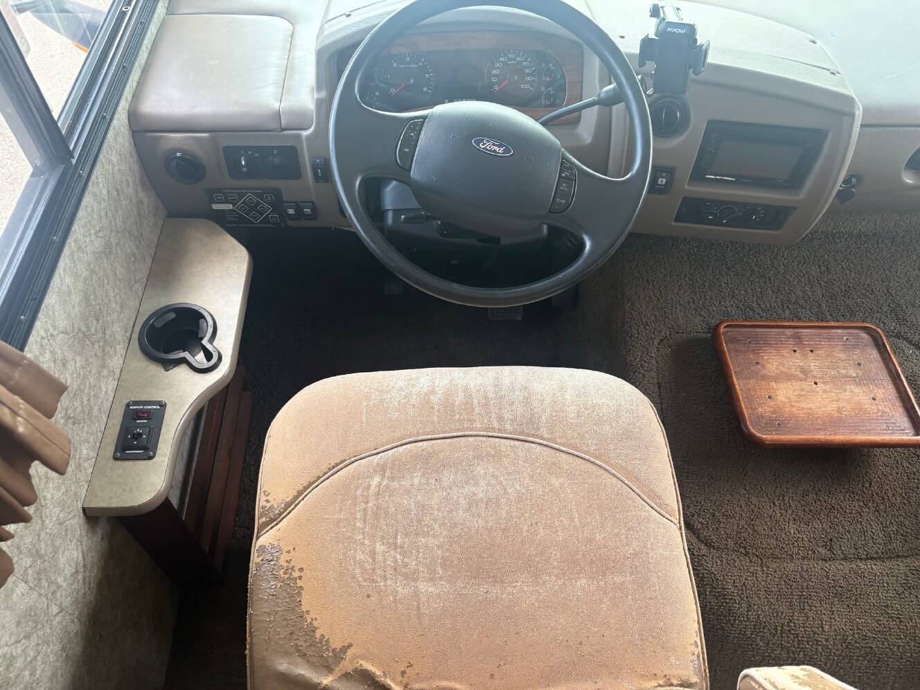A photo of this 2014 Fleetwood Storm 32H