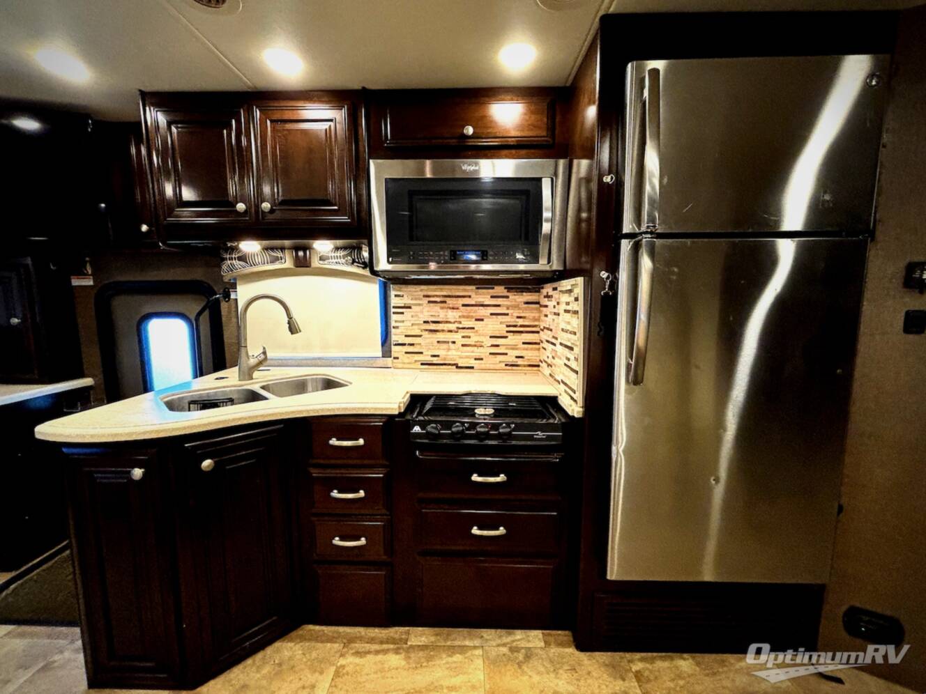 A photo of this 2017 Thor Palazzo 36.1