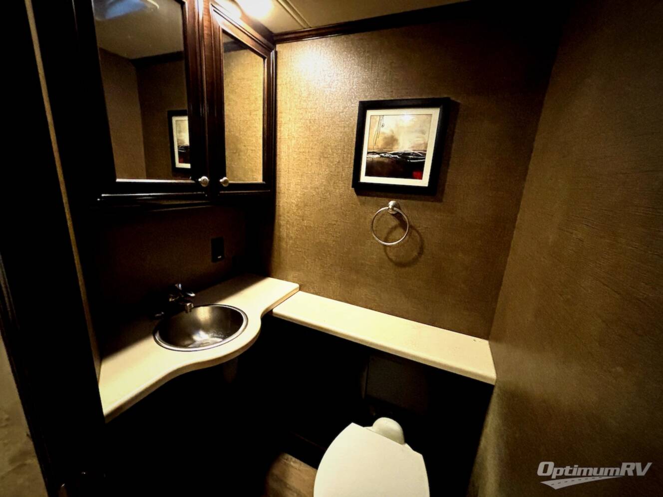 A photo of this 2017 Thor Palazzo 36.1