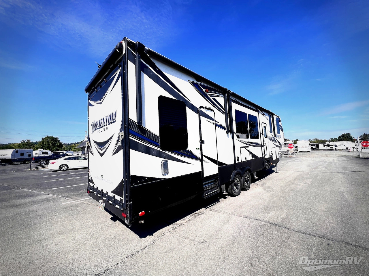 2018 Grand Design Momentum M-Class 350M in pottstown PA