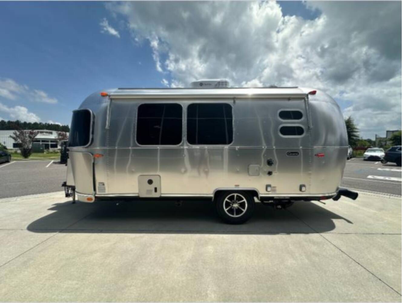 A photo of this 2027 Airstream Caravel 20FB