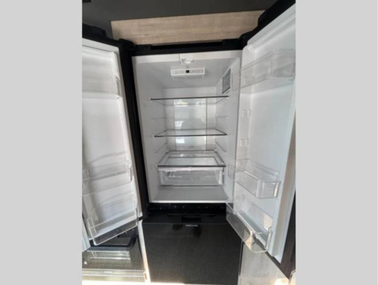 A photo of this 2026 Grand Design Lineage Series F 31ZW