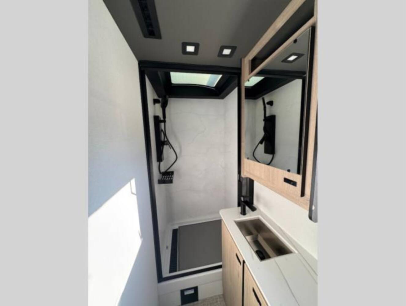 A photo of this 2026 Grand Design Lineage Series F 31ZW