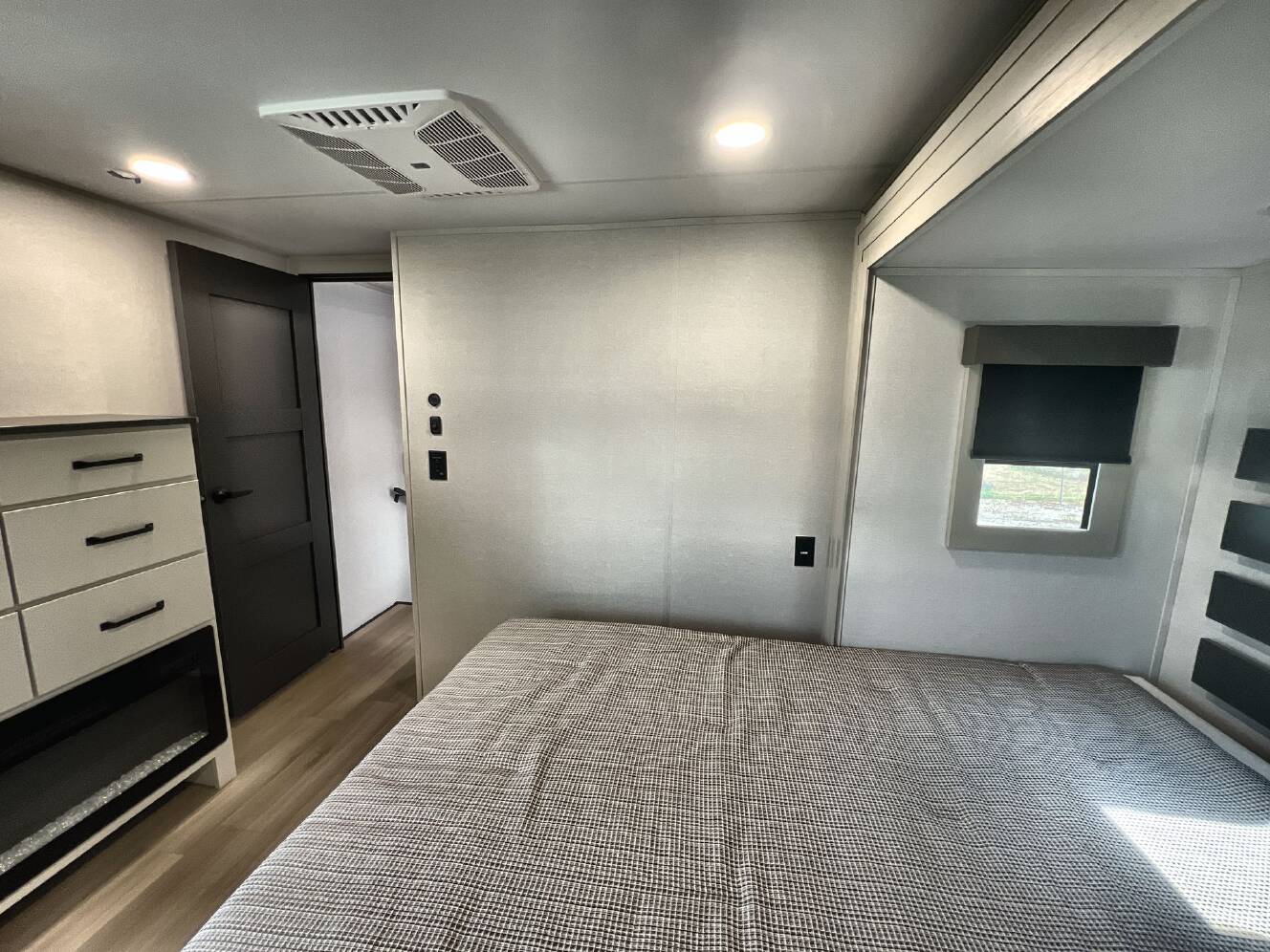 A photo of this 2027 Grand Design MOMENTUM 395MT