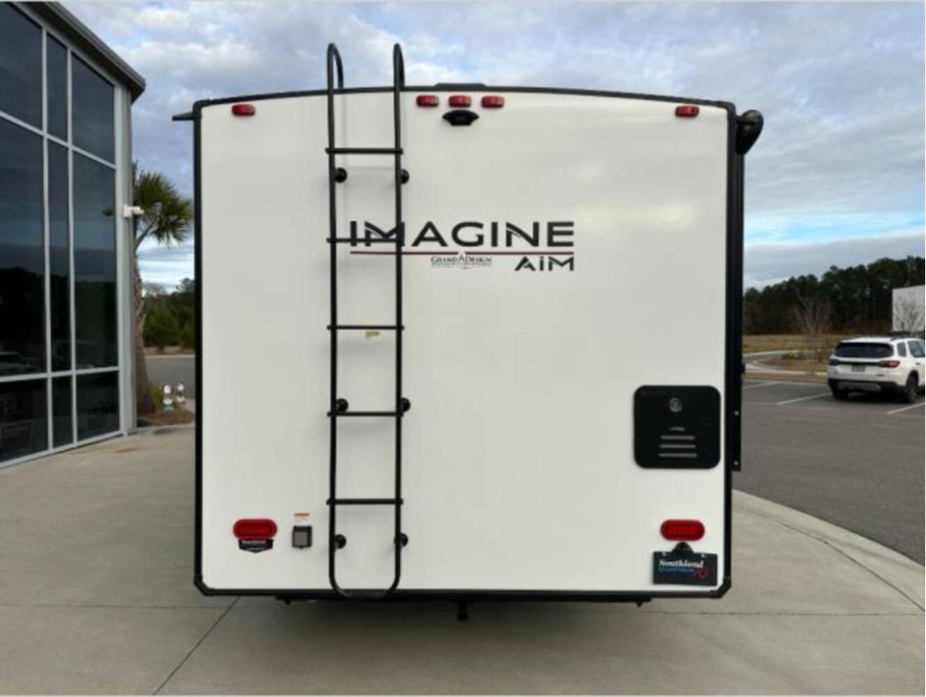 A photo of this 2026 Grand Design IMAGINE AIM 15RBA