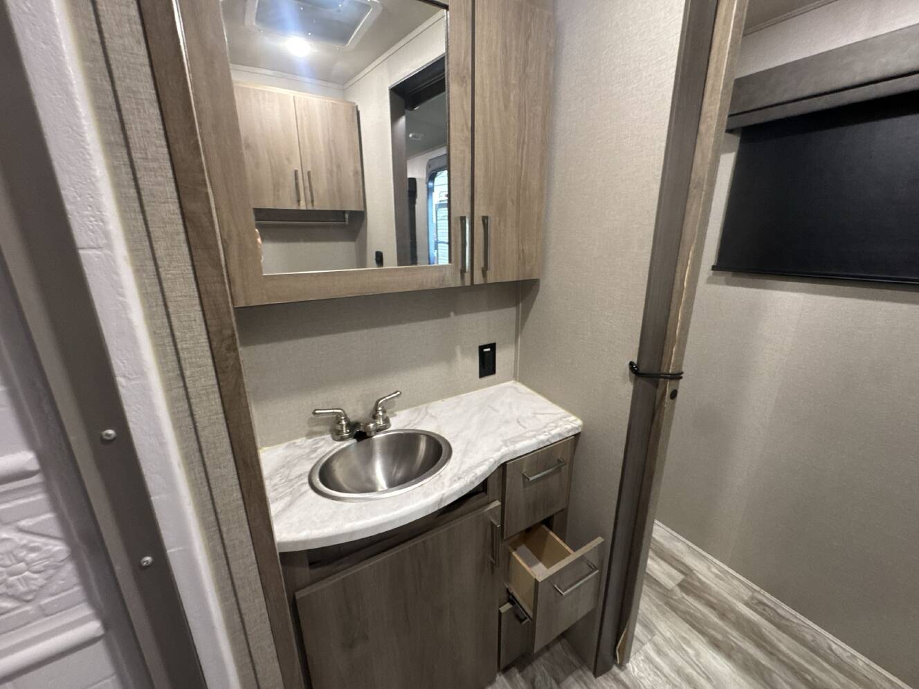 A photo of this 2022 Grand Design IMAGINE 3100RD