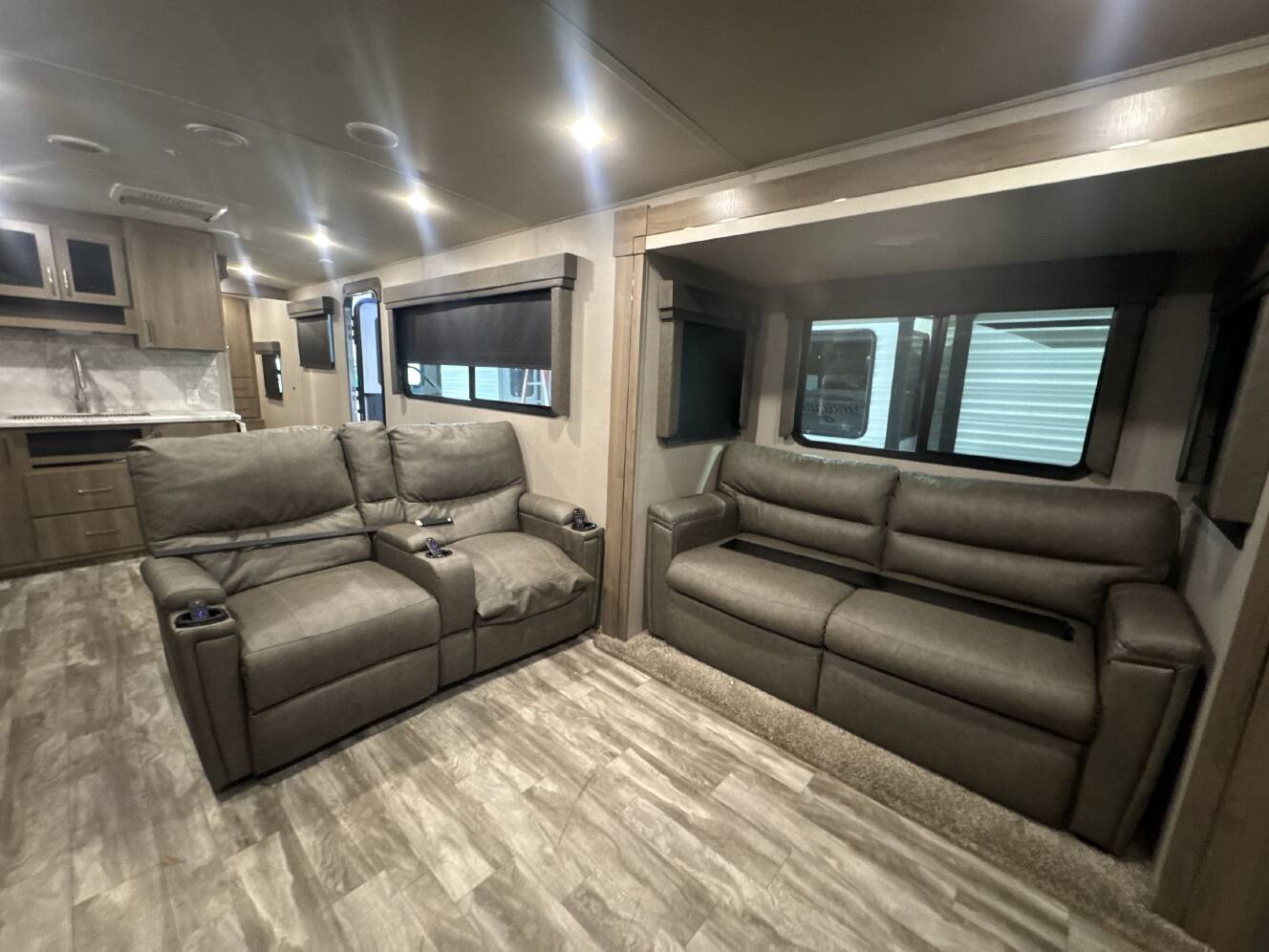 A photo of this 2022 Grand Design IMAGINE 3100RD