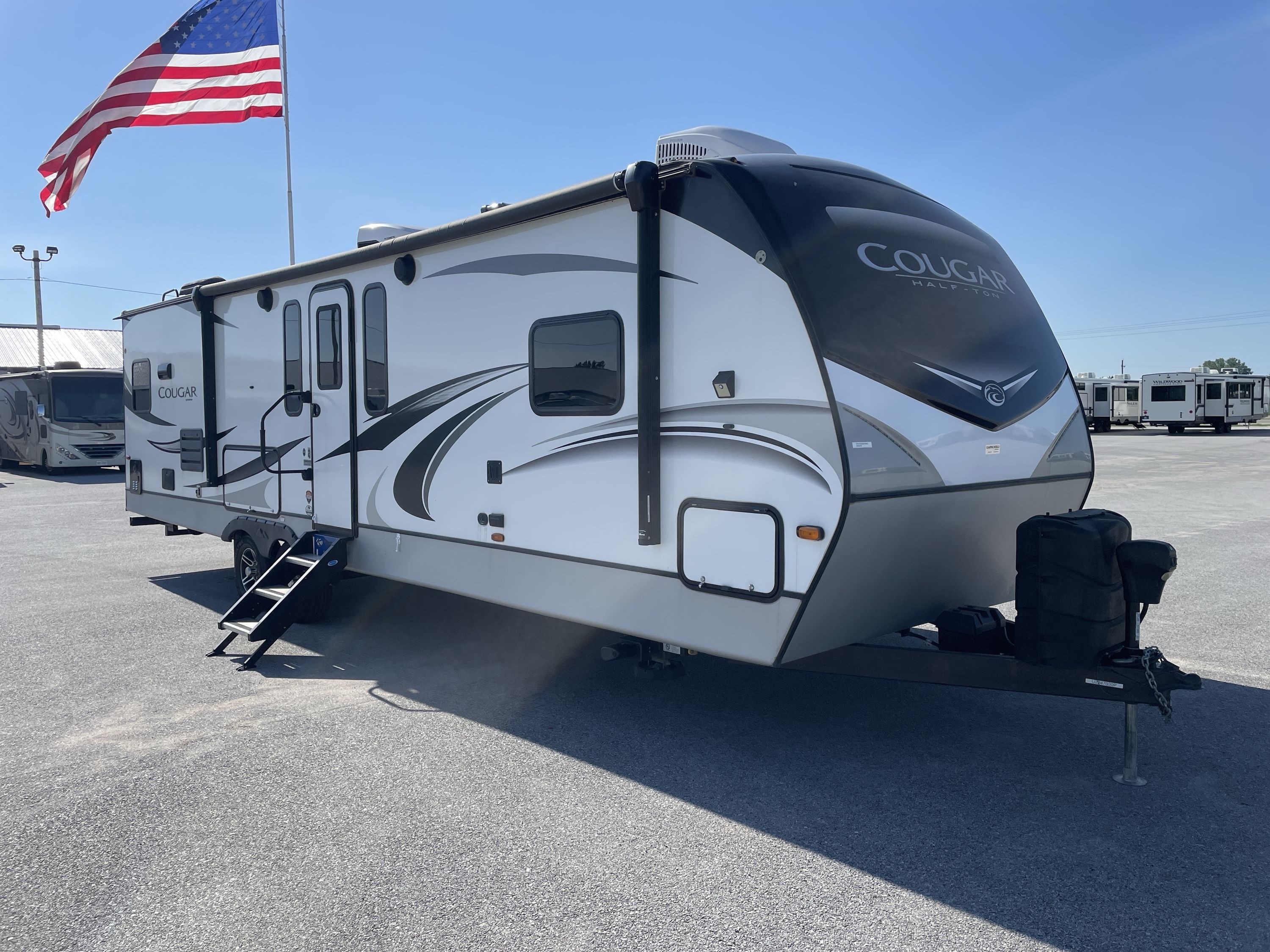 2020 Keystone COUGAR 30RKD in davenport IA