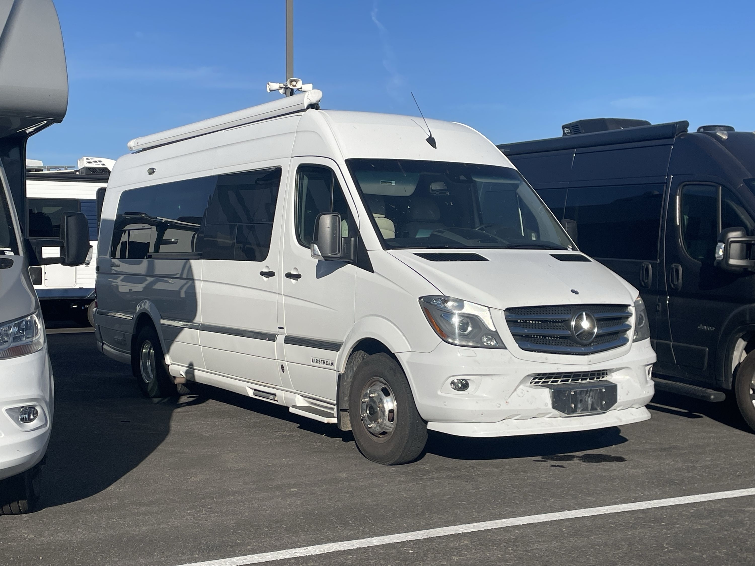 2015 Airstream INTERSTATE 3500 EXT GRAND TOUR 3500 4WD in meridian ID