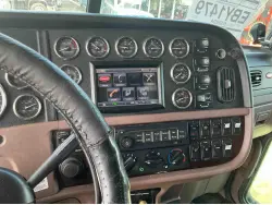 2014 PETERBILT 386