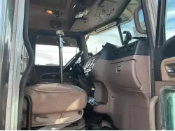 2014 PETERBILT 386