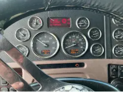 2014 PETERBILT 386