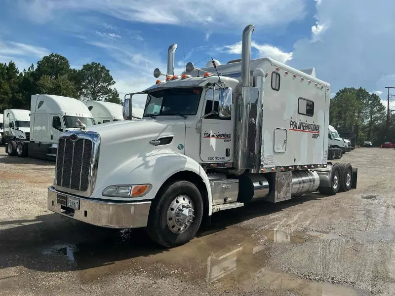 2014 PETERBILT 386