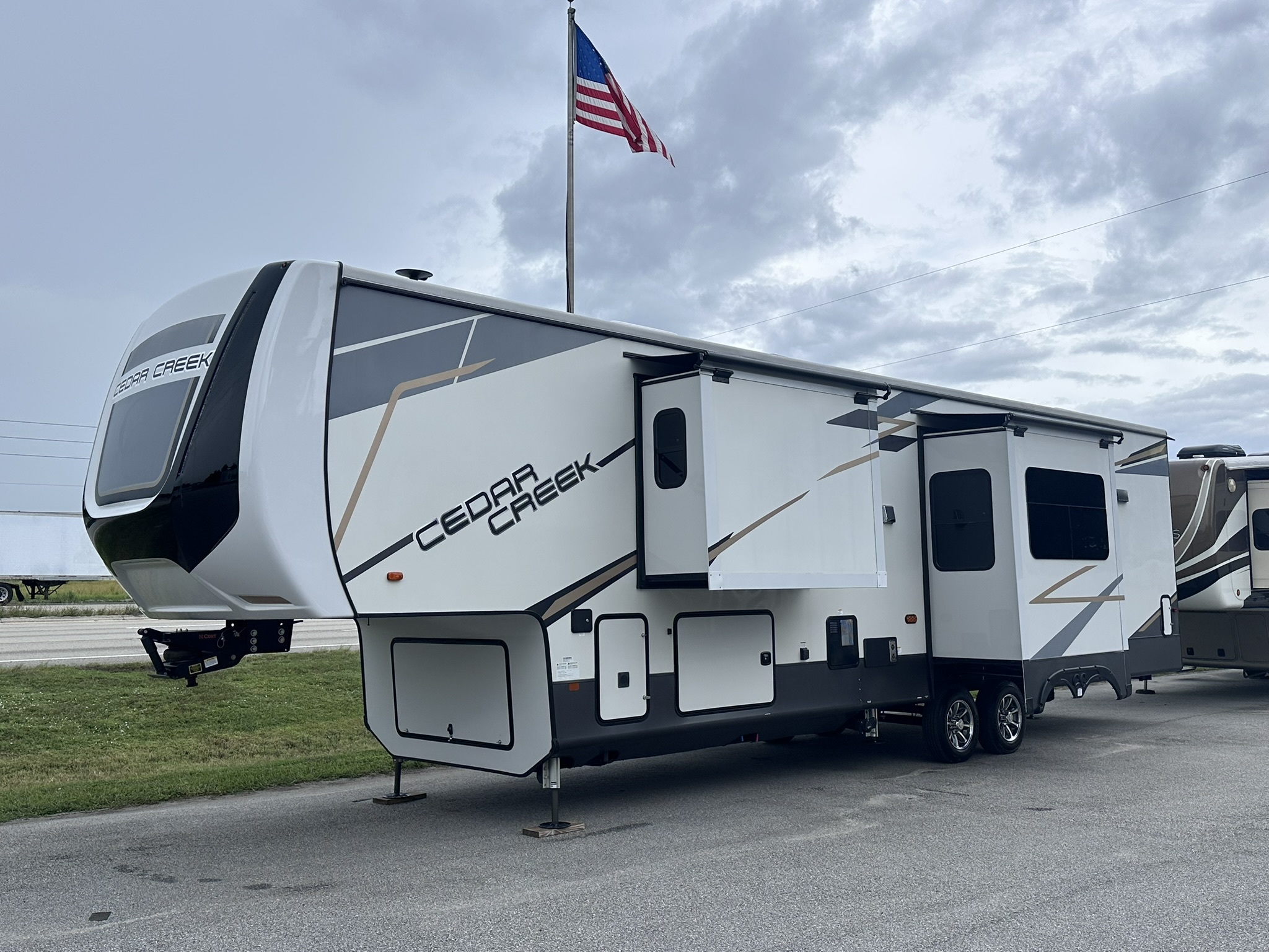 Used 2023 Forest River Cedar Creek 388RK2 For Sale in Lake Wales
