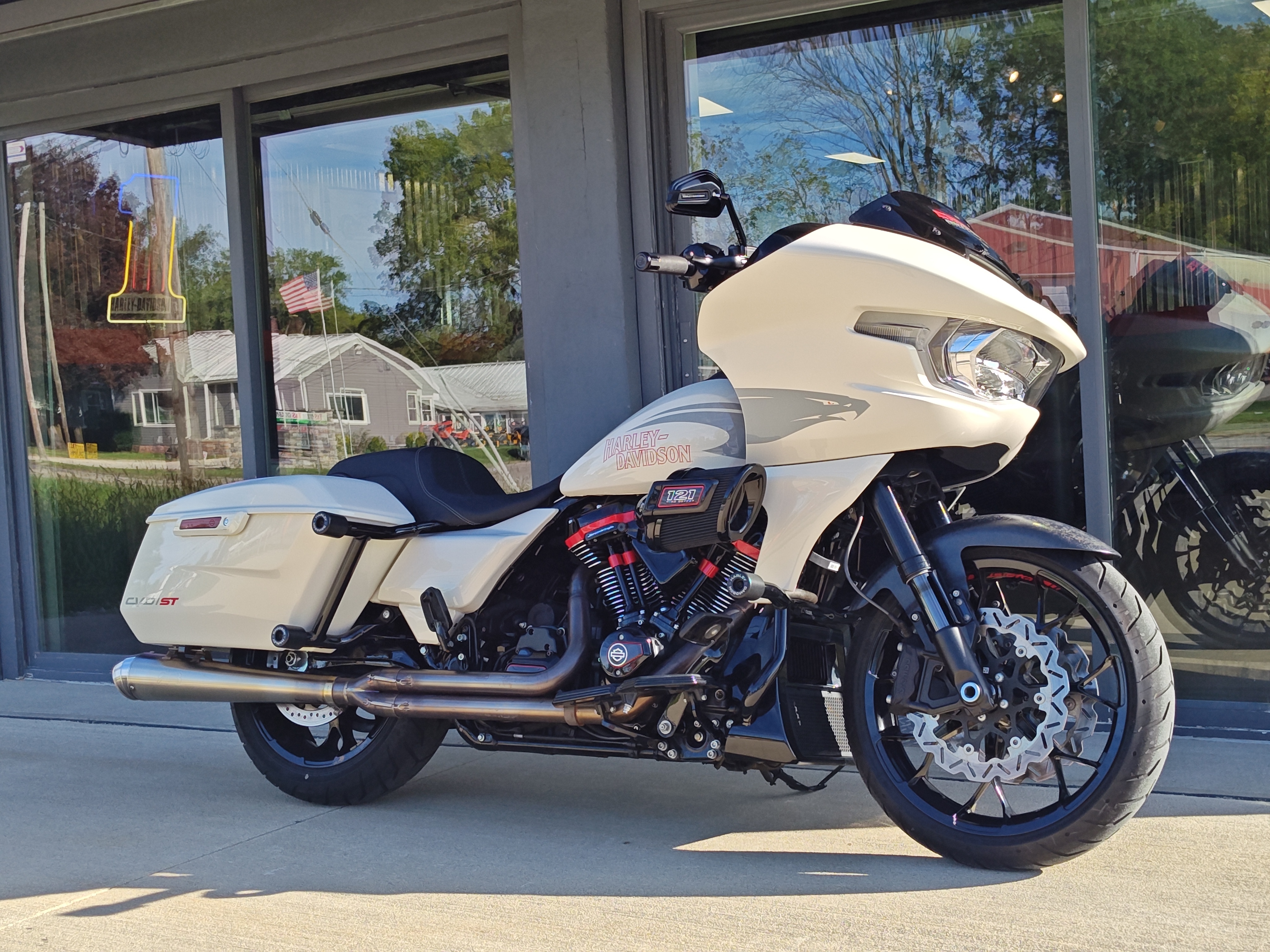 2024 Harley-Davidson ROAD GLIDE CVO ST CVO ST in Columbia Station, OH