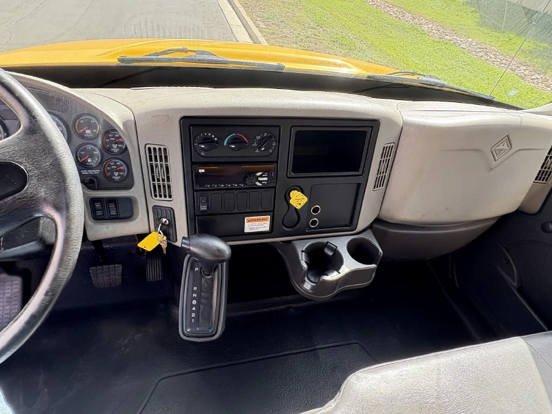 2015 INTERNATIONAL DURASTAR 4300