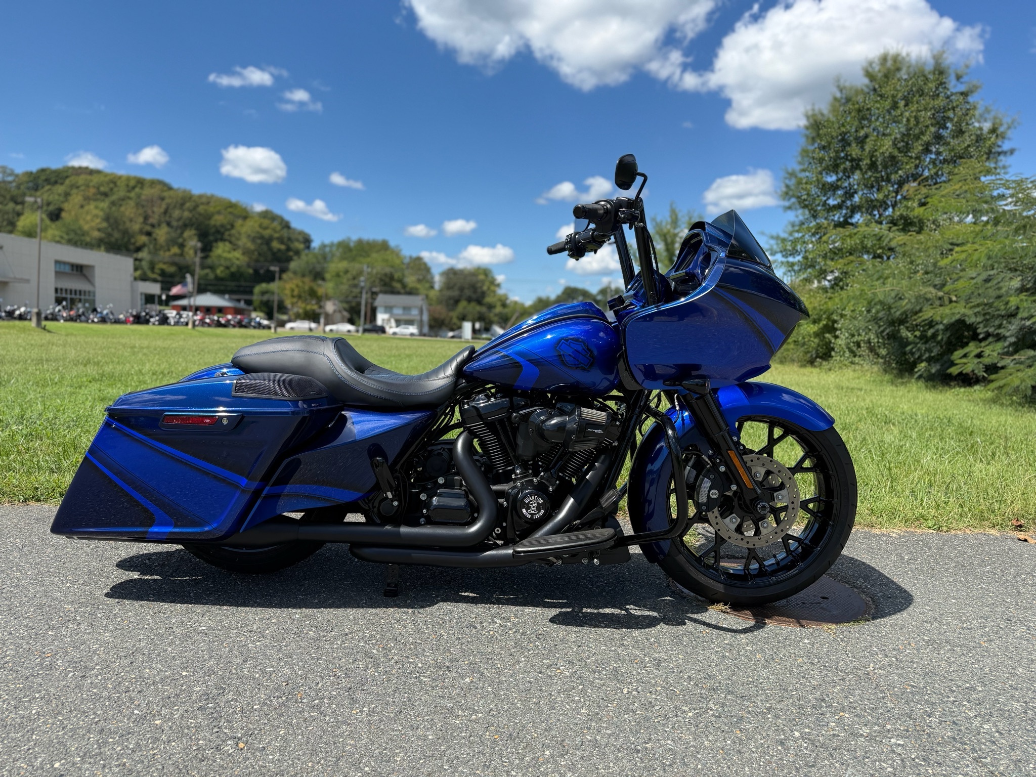 2020 Harley-Davidson ROAD GLIDE CUSTOM CUSTOM in Dumfries, VA