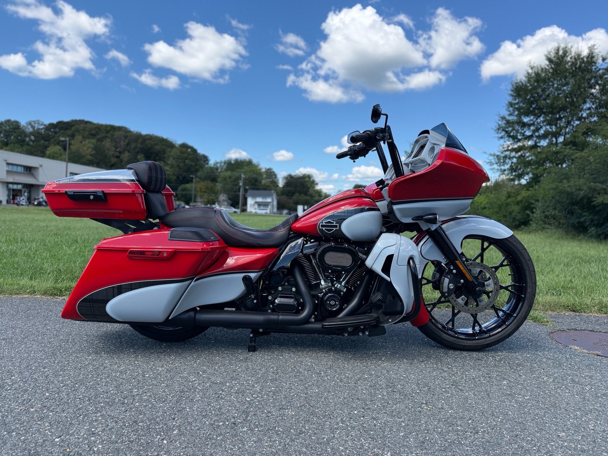 2020 Harley-Davidson ROAD GLIDE SPECIAL CUSTOM SPECIAL FLTRXS in Dumfries, VA