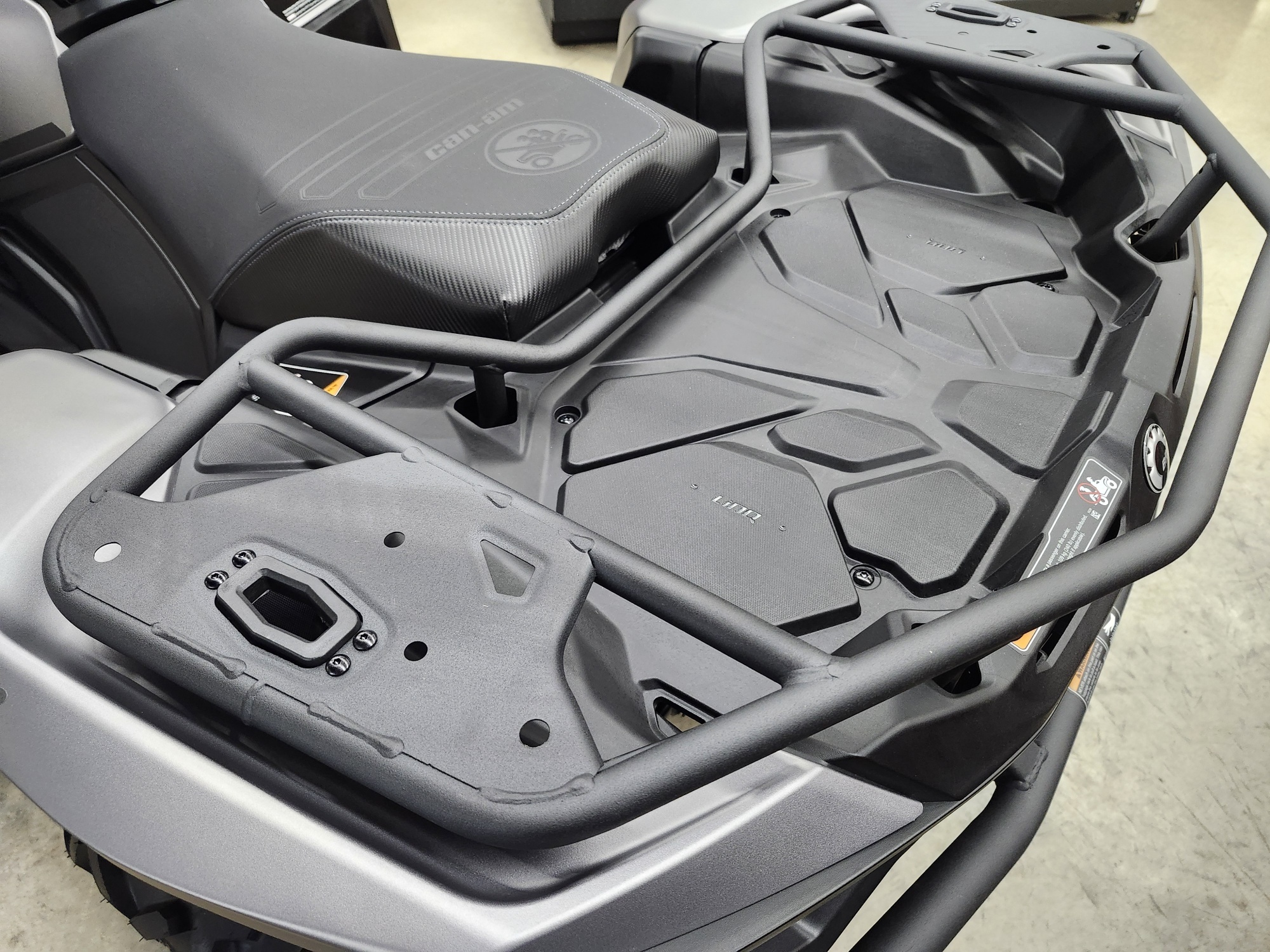 2026 Can-Am Outlander 700 XT Silver in monroe WI