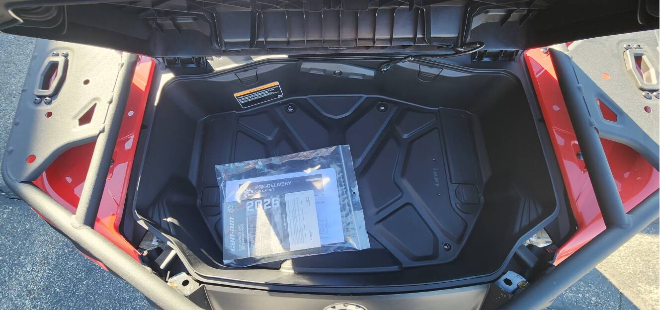 A photo of this 2026 Can-Am Outlander DPS 700 Red