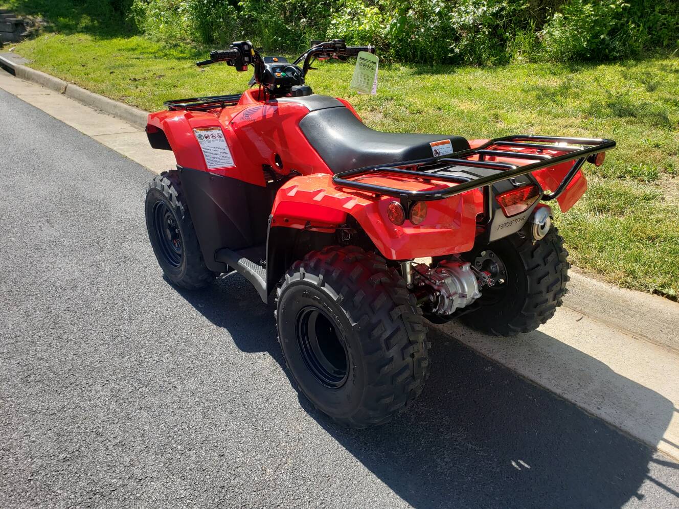A photo of this 2026 Honda FourTrax Recon ES