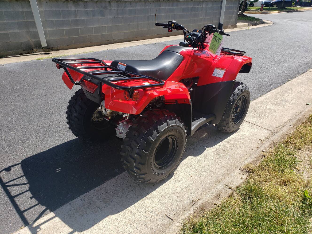 A photo of this 2026 Honda FourTrax Recon ES