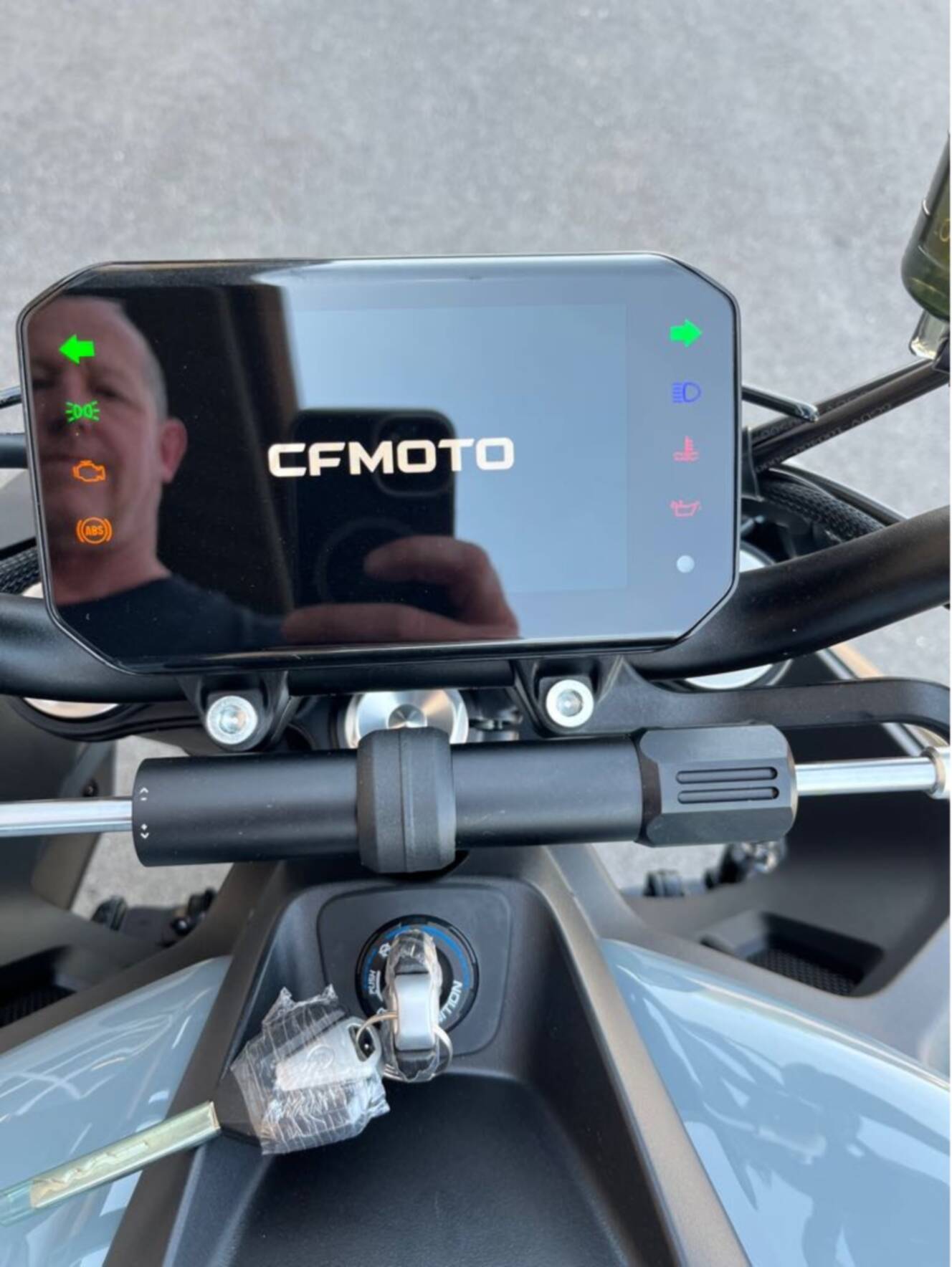 A photo of this 2026 CFMOTO 675NK