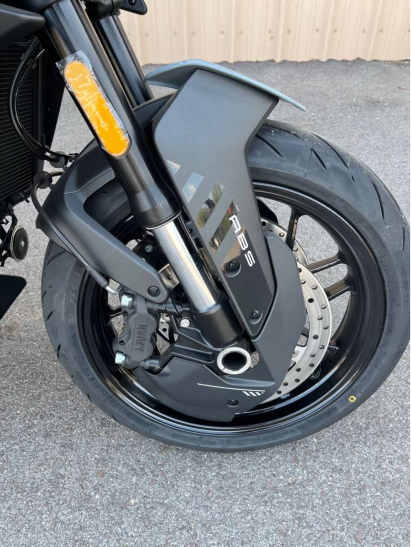 A photo of this 2026 CFMOTO 675NK
