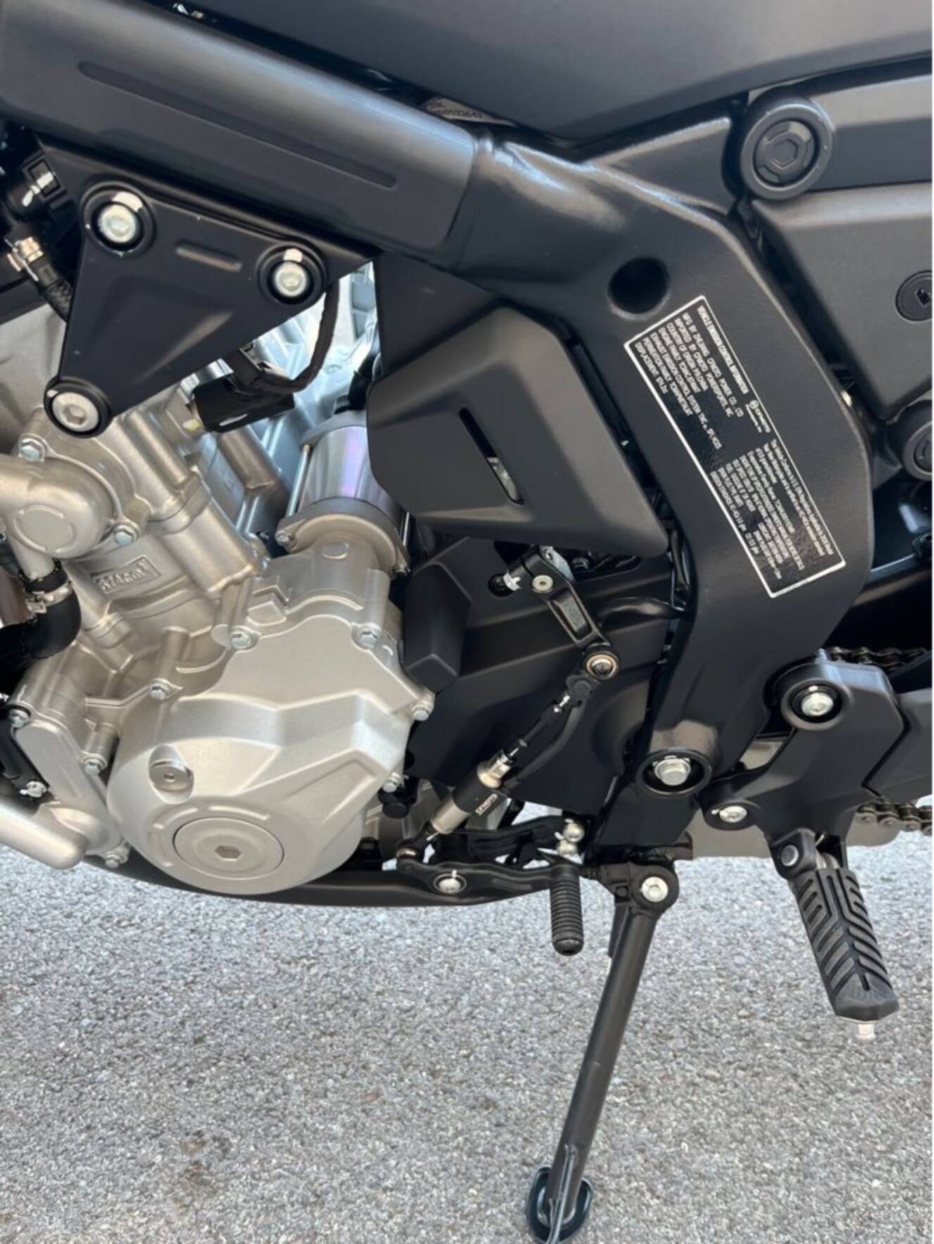 A photo of this 2026 CFMOTO 675NK