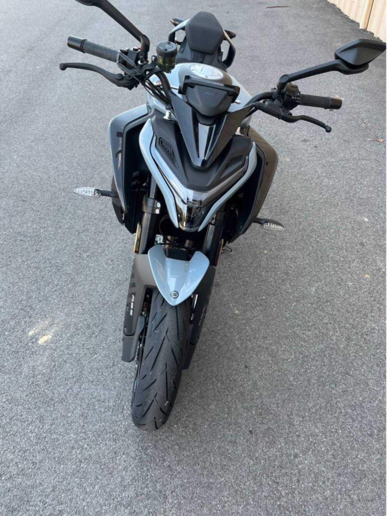 A photo of this 2026 CFMOTO 675NK
