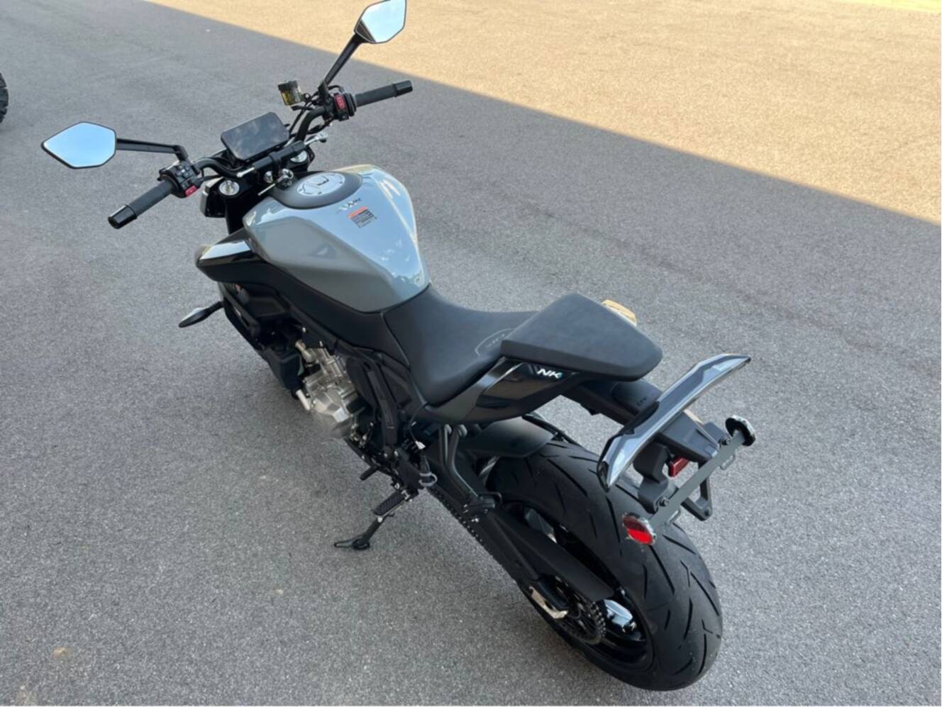 A photo of this 2026 CFMOTO 675NK