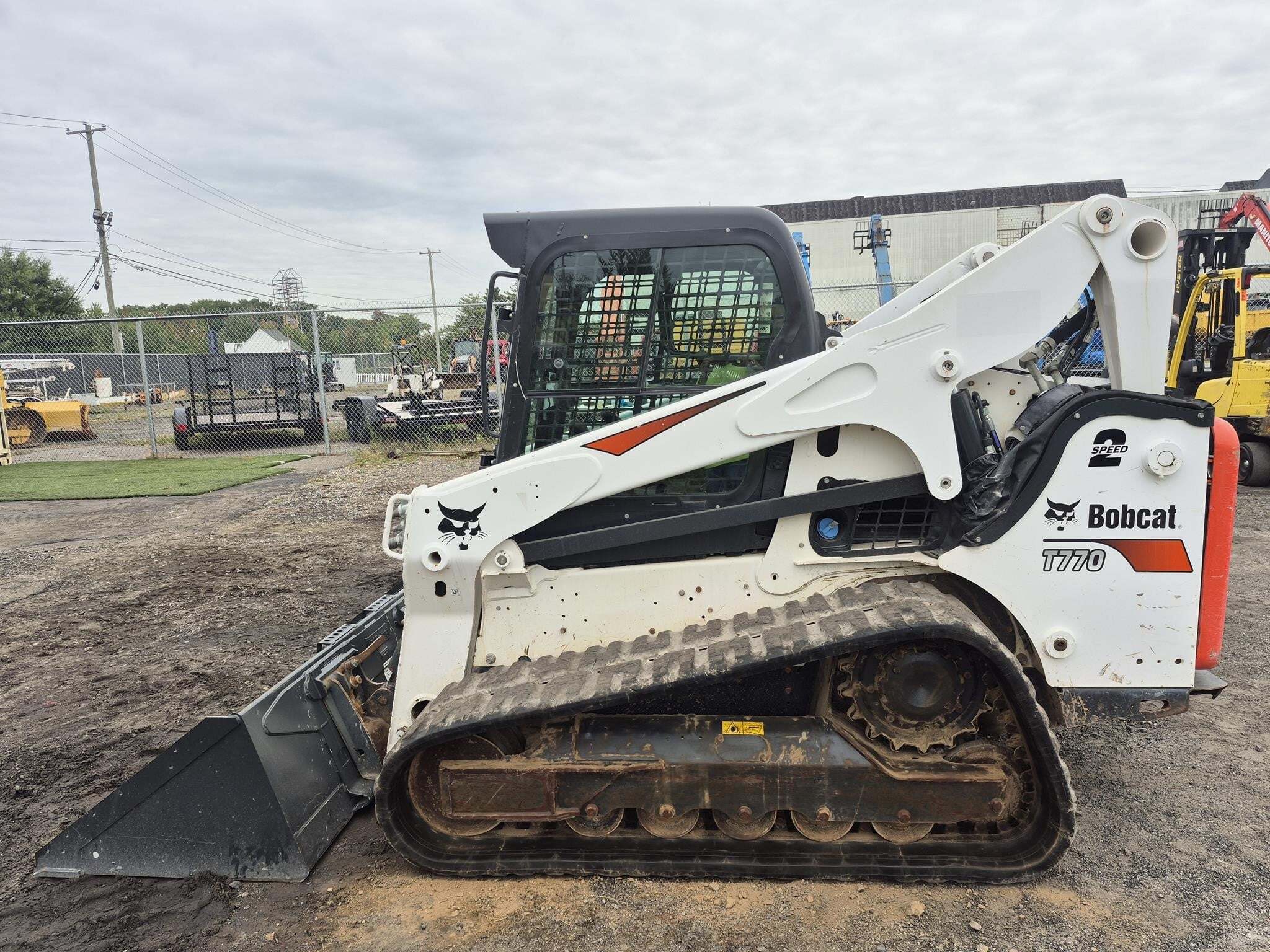 2021 BOBCAT T770 in Essington, PA