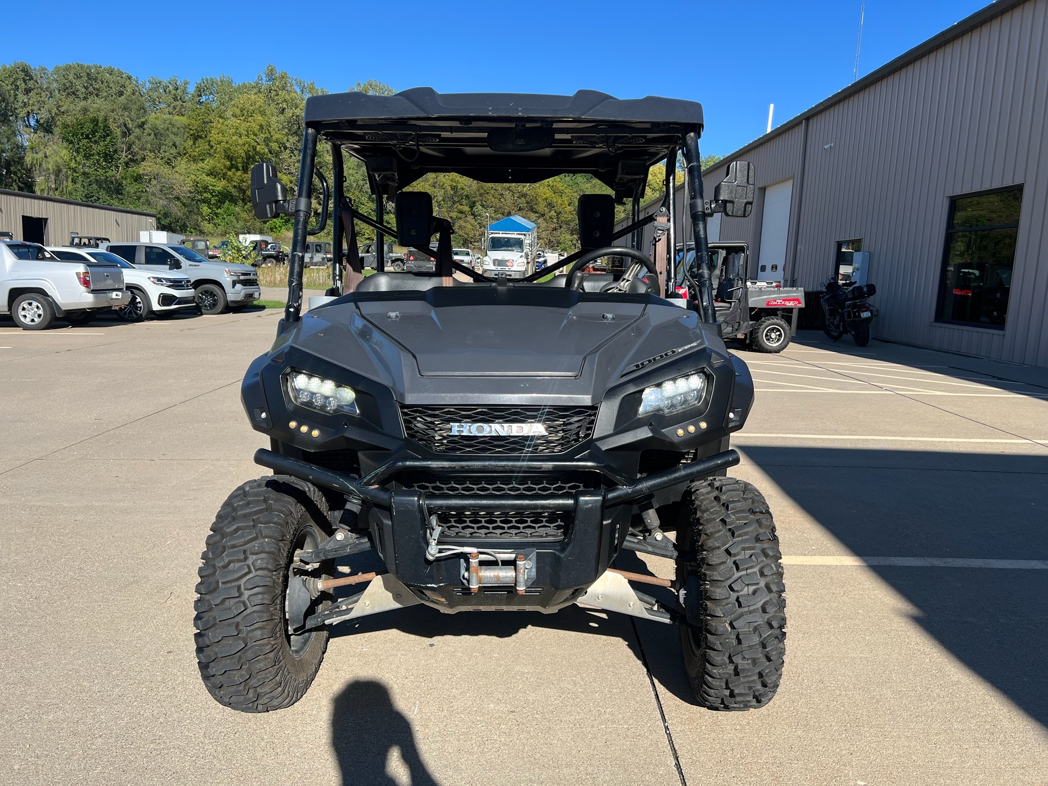 2016 Honda Pioneer 1000-5 Deluxe in bettendorf IA