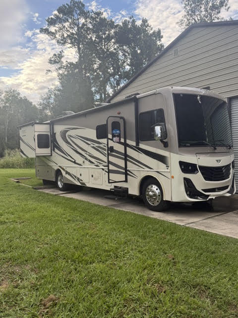 2022 Fleetwood FORTIS 34MB RV
