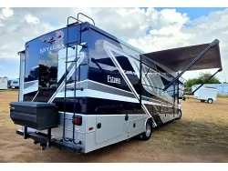 2025 Entegra Esteem 29V