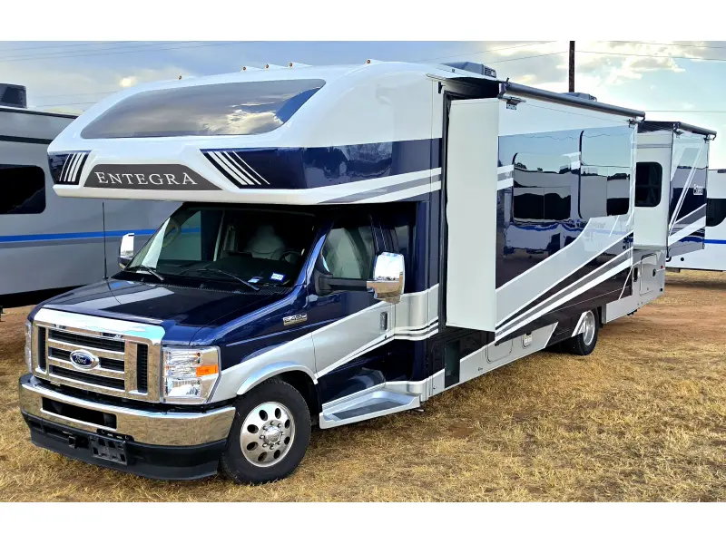 2025 Entegra Esteem 29V