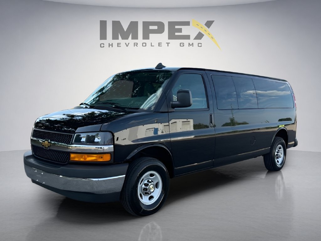 2026 CHEVROLET Express 3500 in Reidsville, NC