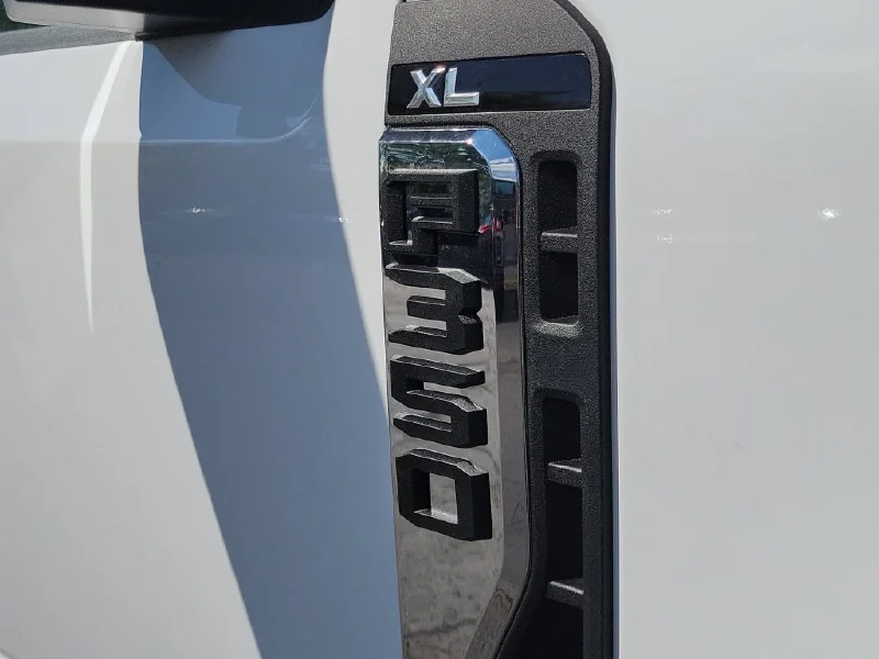2026 FORD F350