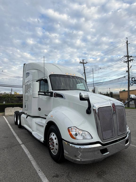 2020 Kenworth T600 in Linden, NJ