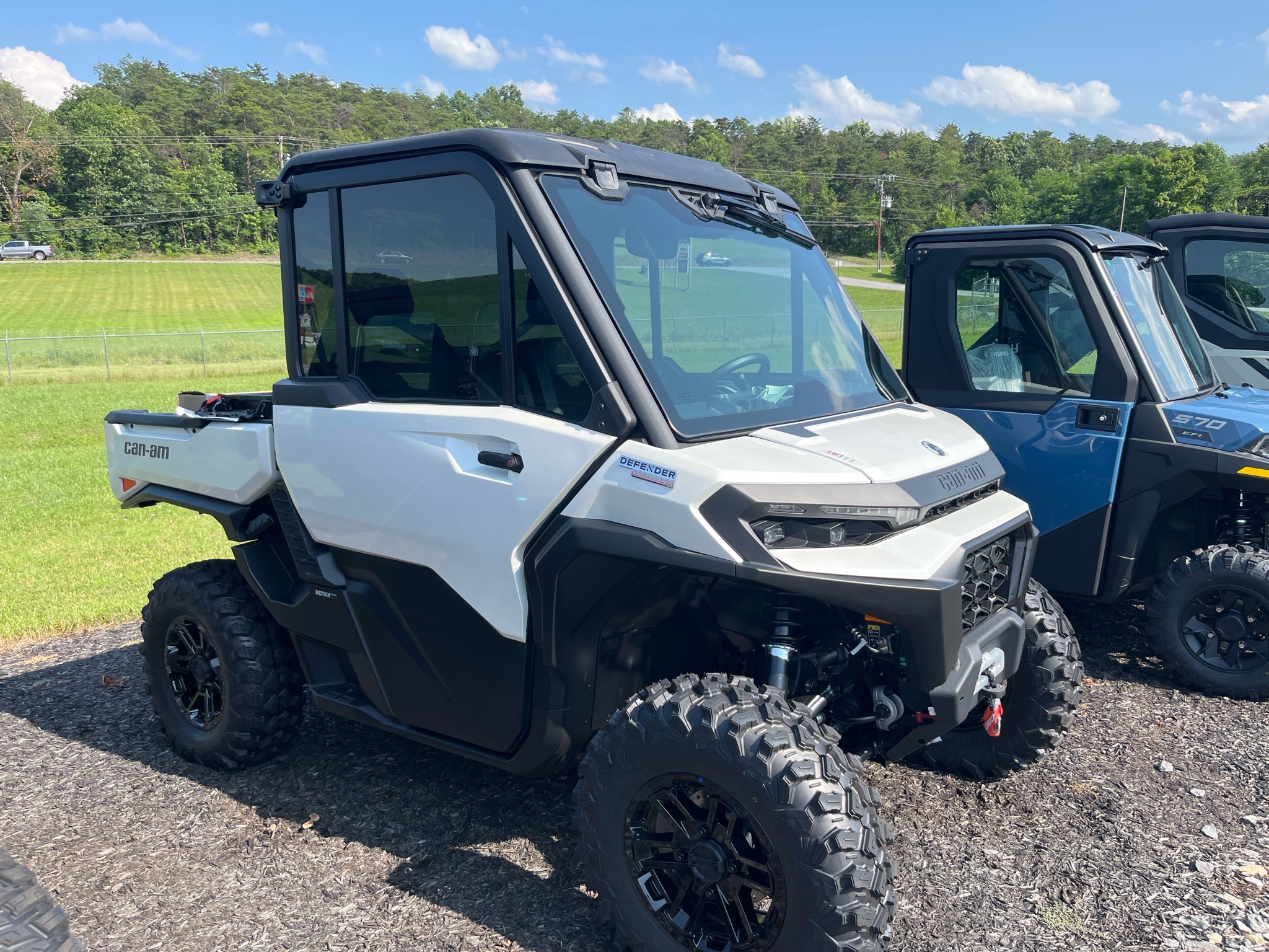 2026 Can-Am Defender Limited HD11 in berkeley springs WV